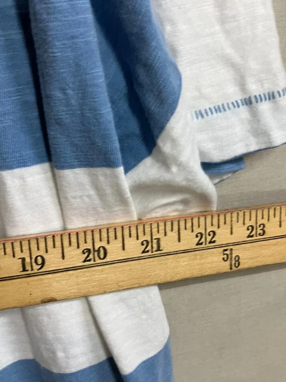 American Eagle T-Shirt Men XXL Blue White Striped Pocket Crew Neck Short Sleeves